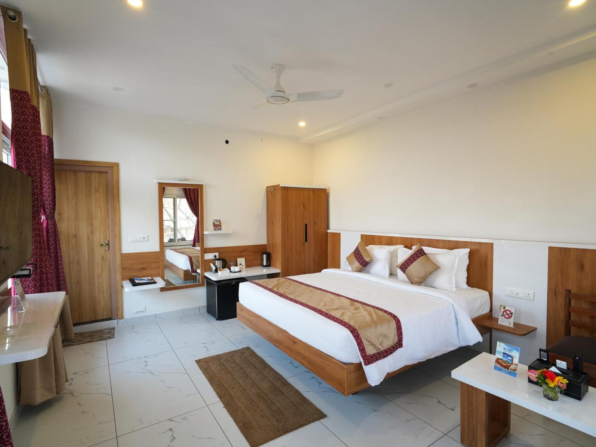 Hotel Mgm Whispering Wind'S Yelagiri Exterior foto